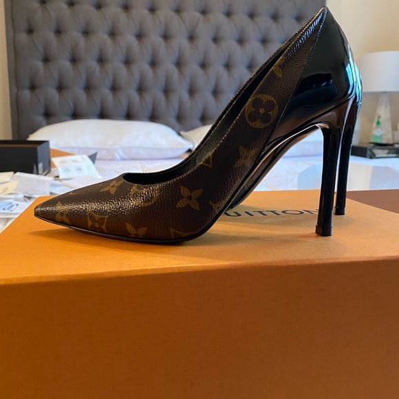 Beautiful LV shoes ,comfortable,and very classic - Picture 9 of 9